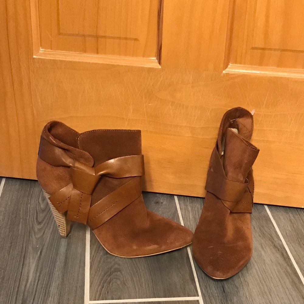 Jessica Simpson Women's Meri Bootie Mahogany 8